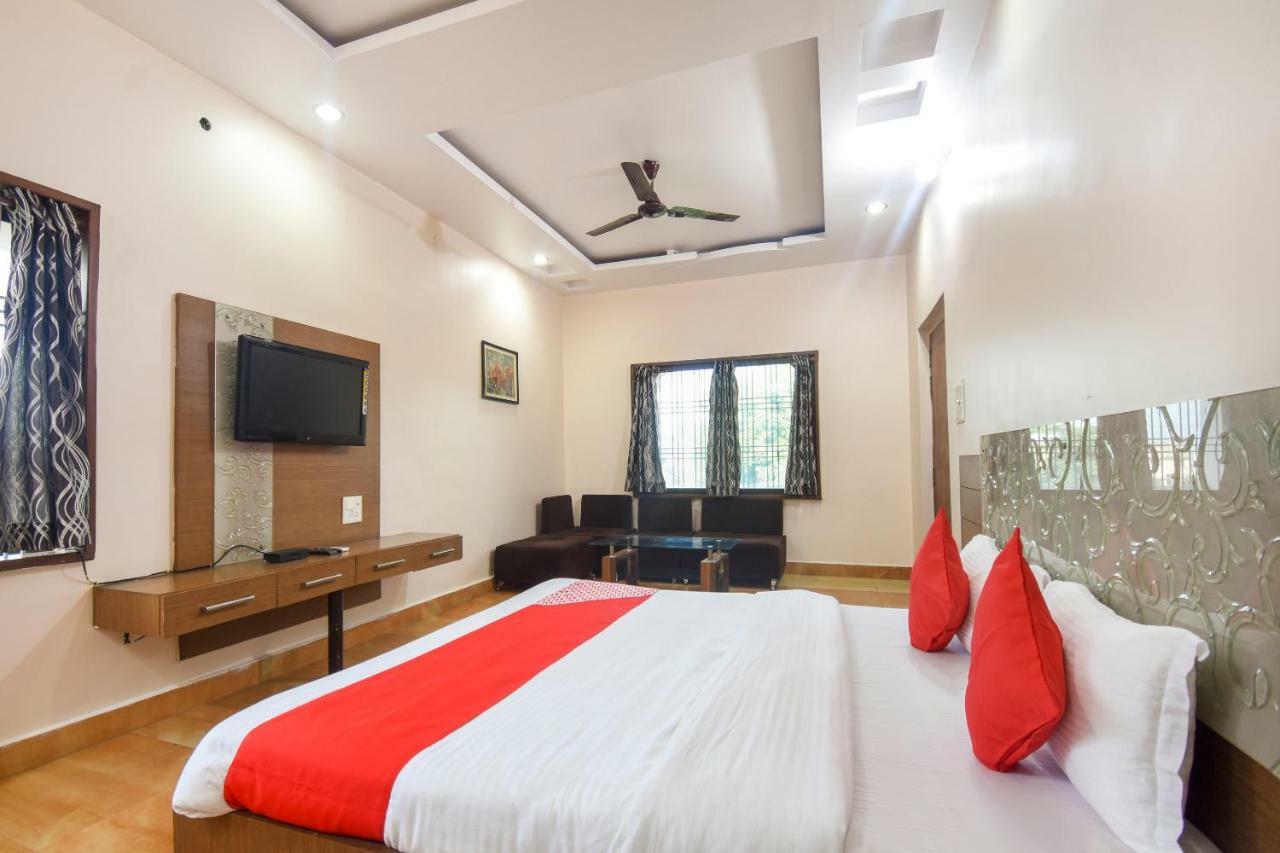 Oyo 47464 Hotel The Country Club Bilaspur  Luaran gambar
